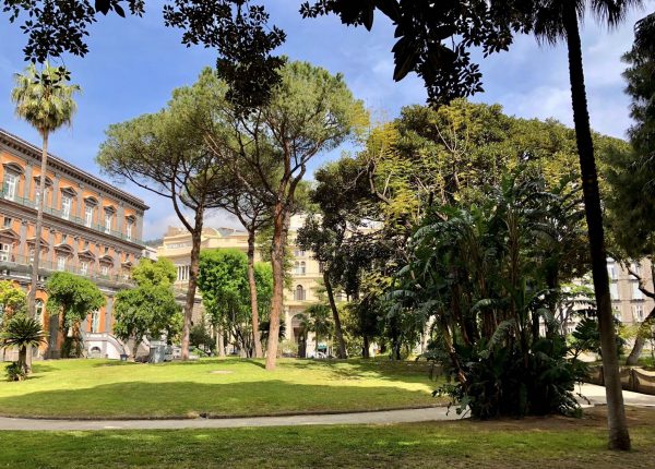 Rinasce il Giardino romantico di Palazzo Reale e visite guidate al Giardino pensile