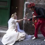 La Bella ‘Mbriana di Slobodanka Ciric tra magia e incanto per i vicoli di Napoli