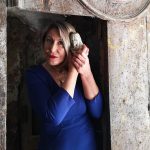La Bella ‘mbriana torna tra i vicoli di Napoli con l’artista Slobodanka Ciric