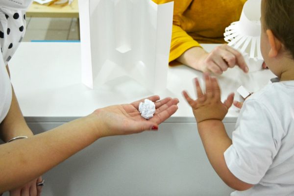 Ponticelli, un documentario racconta le esperienze contro la povertà educativa 