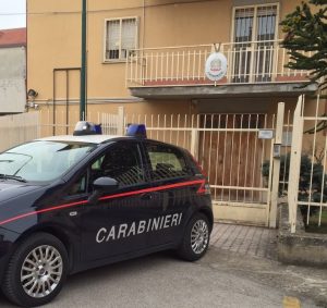 Avellino, Grottaminarda: denunciato 60enne in giro con due bastoni