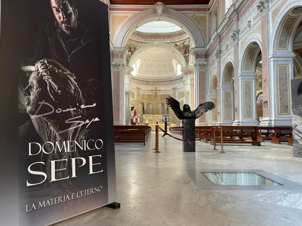 Domenico Sepe in Mostra nella Basilica di San Giovanni Maggiore con La Materia e L'Eterno