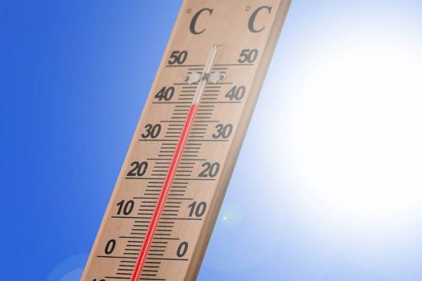 Meteo Campania, Sud e isole investite da caldo sopra i 35°: quando finirà?