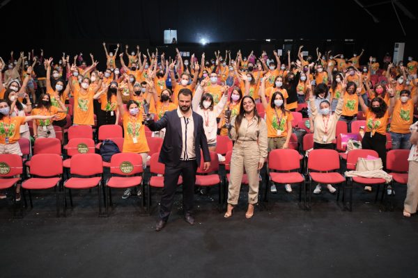 Edoardo De Angelis e Pina Turco con i jurors di #Giffoni50Plus