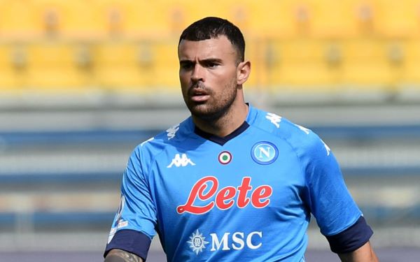Calcio Napoli, si ferma Petagna: contrattura all'adduttore