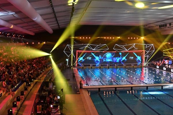 International Swimming League, i campioni del nuoto esaltano Napoli: “Pubblico straordinario”