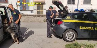 Torre Annunziata, controlli della Gdf nei rioni a rischio