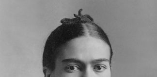 A Napoli la mostra Frida Kahlo - Il Caos dentro dall'11 settembre a Palazzo Fondi