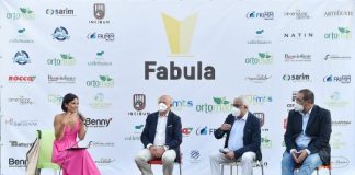 Premio Fabula 2021 a Bellizzi: tutti in piedi per i medici dell’ospedale Cotugno