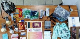 Napoli, Montesanto: scoperto un falso dentista e rinvenuti strumenti non sterilizzati [FOTO]