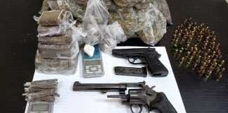 San Pietro a Patierno, armi e droga in casa: arrestato