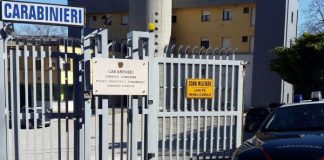 Montella, minaccia di sparare a una donna e si scaglia contro i Carabinieri: arrestato un 23enne