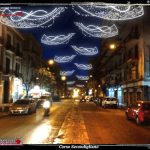 Le luminarie di Natale a Napoli da Scampia a Barra: illuminate 140 chilometri di strade e 36 piazze [FOTO]