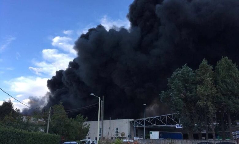 Vasto incendio a Benevento: Nube tossica anche su Napoli