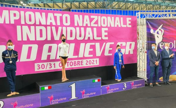 Ginnastica Ritmica: podio per la napoletana Federica Cascella