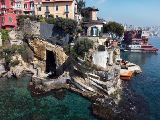 Rogiosi Editore presenta 'Napoli Babilonia' di Vittorio Del Tufo e Sergio Siano