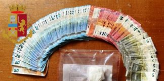 Forcella, beccati durante la vendita di eroina: 2 arresti