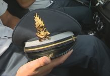 Nola, sequestrato compro oro accusato di riciclare gioielli