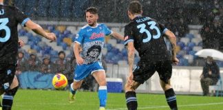 Napoli capolista solitaria con la vittoria contro la Lazio 4-0