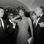1967 Sophia Loren alla prima del film C’era una volta scn_591_6251_008@ArchivioCarbone