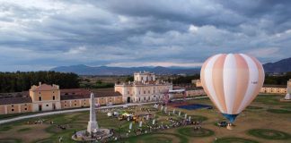 Natale a Carditello, teatro, balletto e voli in ultraleggero