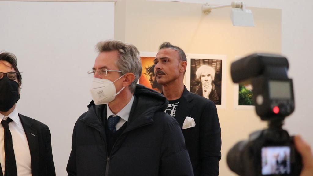 Ieri, Oggi, Domani e il patron Casillo accanto all'arte di David LaChapelle al Maschio Angioino