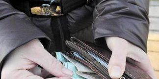 Alife, trova borsello con soldi e lo consegna ai carabinieri