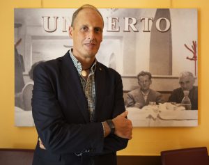 Decreto Festività, Confcommercio: “Ristoranti e strutture alberghiere pronti a sostituirsi a noi” Decreto Festività, Confcommercio: “Ristoranti e strutture alberghiere pronti a sostituirsi a noi”