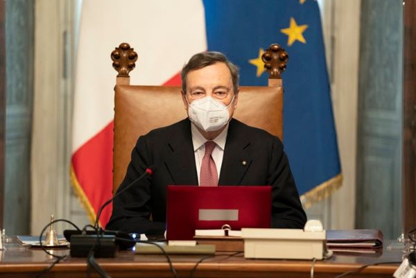 Scuole, De Luca attacca Draghi: “Nessuna risposta al problema posto dalla Campania”