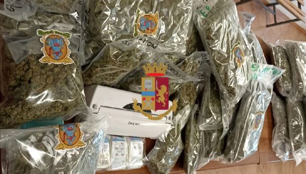 San Giovanni a Teduccio ed Ercolano, maxi sequestro di droga: 3 arresti (I NOMI)
