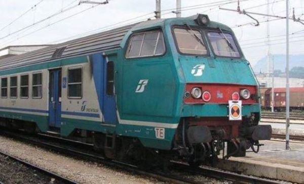 Linea 2, corse straordinarie della metro dopo Napoli-Milan