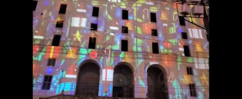 Napoli: i monumenti si animano con i Videomapping della Camera di Commercio