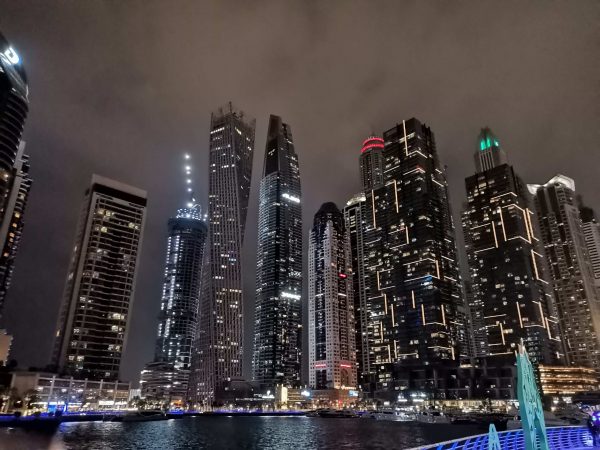 Viaggio a Dubai: cosa vedere, come muoversi e spettacoli straordinari da non perdere Viaggio a Dubai: cosa vedere, come muoversi e spettacoli straordinari da non perdere