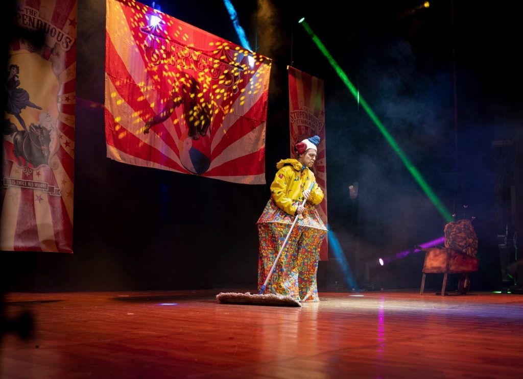 Il Trasformista Luca Lombardo al Teatro Ricciardi di Capua Il Trasformista Luca Lombardo al Teatro Ricciardi di Capua