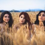 Il Trio Kalìka al Nuovo Teatro Sancarluccio tra canzoni a cappella, sperimentazione e intrecci vocali