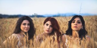 Il Trio Kalìka al Nuovo Teatro Sancarluccio tra canzoni a cappella, sperimentazione e intrecci vocali