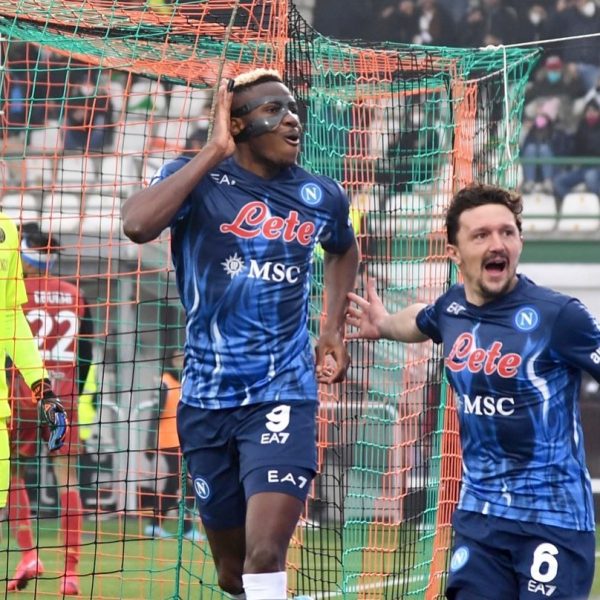 Calcio Napoli: giù la maschera! Venezia battuto 2-0