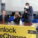 Fuorigrotta, inaugurato il murale mangia-smog sui muri della Silio Italico