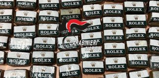 Sant'Anastasia, in auto con 6 chili di hashish: arrestato