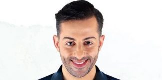 Francesco Cicchella e il suo show al Teatro delle Rose di Piano di Sorrento 