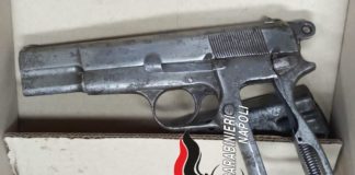 Frattaminore, sequestrata arma pronta all'uso