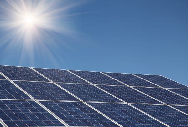 Fotovoltaico per gli edifici pubblici: risparmio, energia pulita, maggiore autonomia