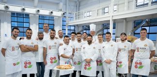 Pizzaioli napoletani lanciano il guanto di sfida a Bonaccini