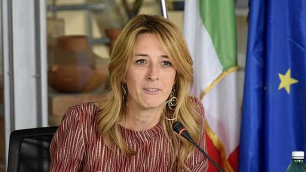 Comune di Napoli, assessora Chiara Marciani denuncia aggressione: era in visita a un centro giovanile