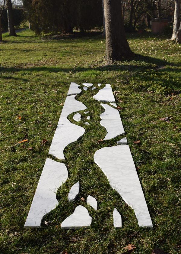 Nei giardini della Reggia di Portici le installazioni di Giulia Manfredi e Pilar Soberòn Nei giardini della Reggia di Portici le installazioni di Giulia Manfredi e Pilar Soberòn