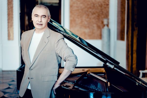 Ivo Pogorelich al “Maggio della Musica” con un programma dedicato a Chopin Ivo Pogorelich al “Maggio della Musica” con un programma dedicato a Chopin