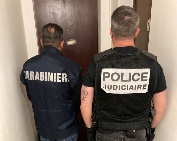 Carabinieri arrestano latitante del clan Mallardo: era in Costa Azzurra
