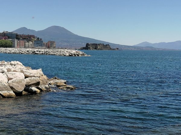 Meteo Napoli, temperature primaverili: le previsioni