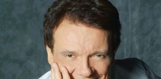 Massimo Ranieri al Teatro Diana di Napoli con "Tutti i sogni ancora in volo"
