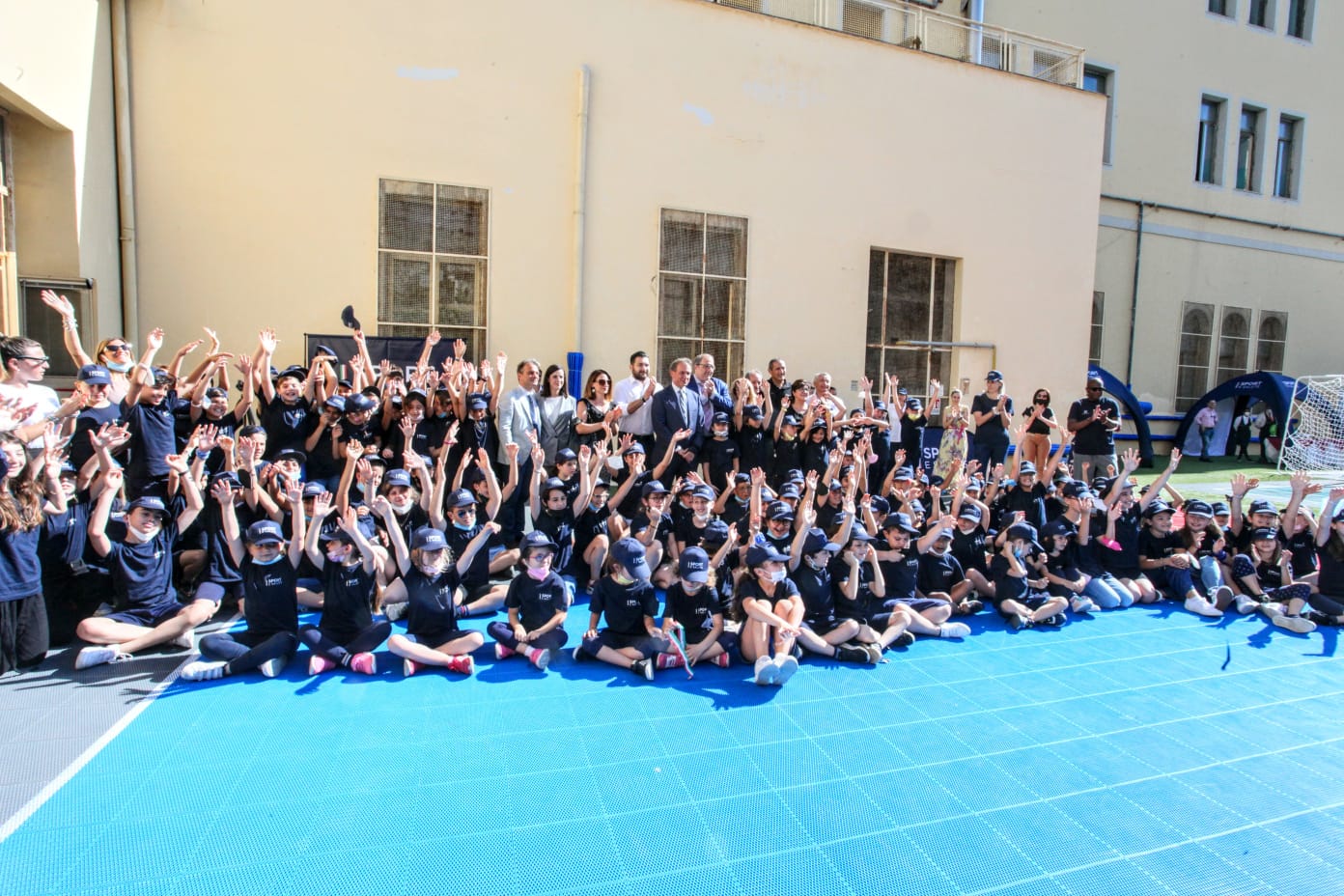 Inaugurate due palestre a Napoli. Vito Cozzoli: "Sport diritto di tutti i cittadini"